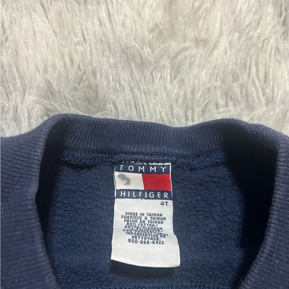 Vntg 90’s Tommy Hilfiger size 4T crewneck
